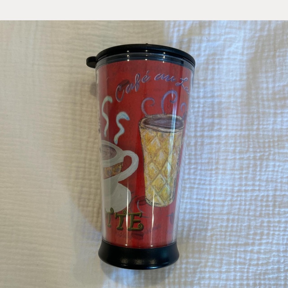 Red Travel Coffee Mug with Cafe Design